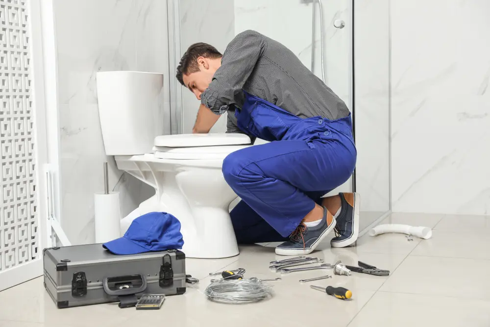 Toilet Installation in La Victoria