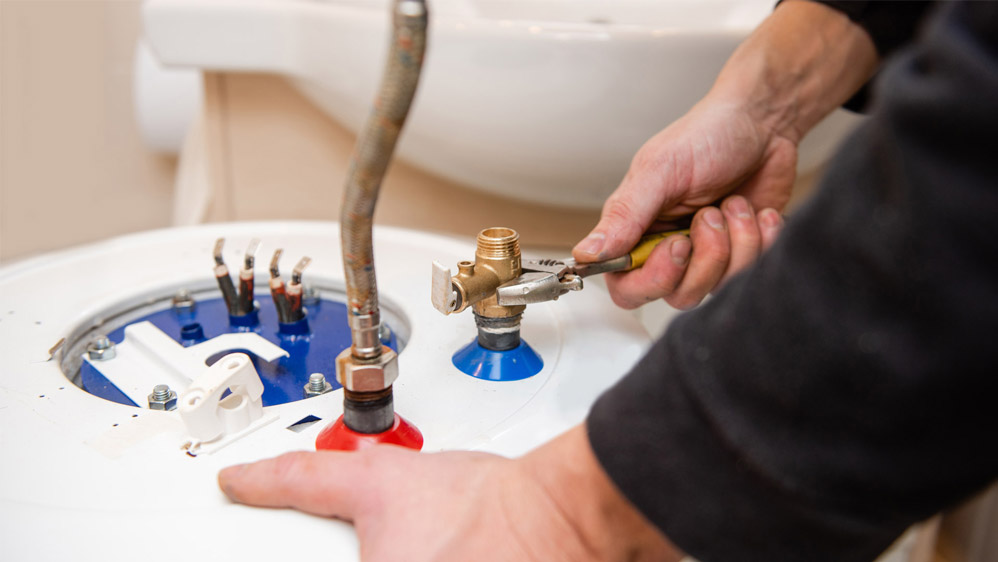 Water Heater Installation in La Victoria